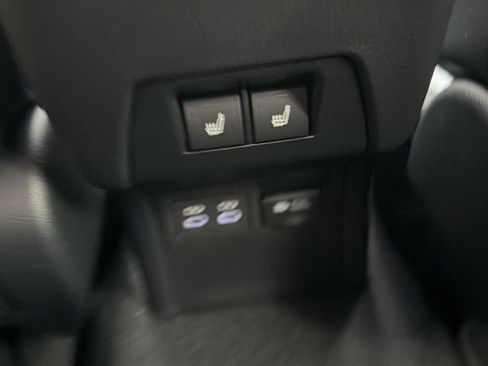 New 2026 Toyota Prius Plug-In Hybrid FWD image 12