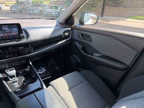 Used 2021 Nissan Rogue S FWD image 28