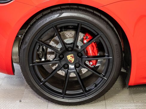 Certified 2025 Porsche 718 Boxster GTS RWD image 32