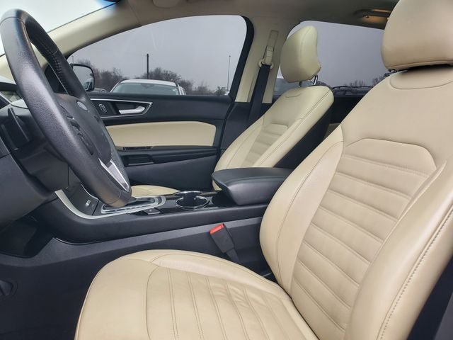 Used 2016 Ford Edge SEL w/ Equipment Group 201A AWD/4WD image 5