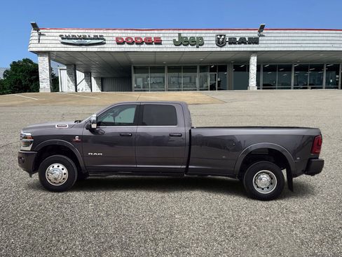New 2026 RAM 3500 Longhorn image 3