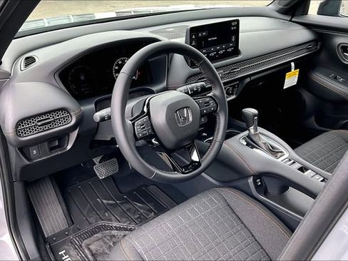 New 2026 Honda HR-V Sport image 6