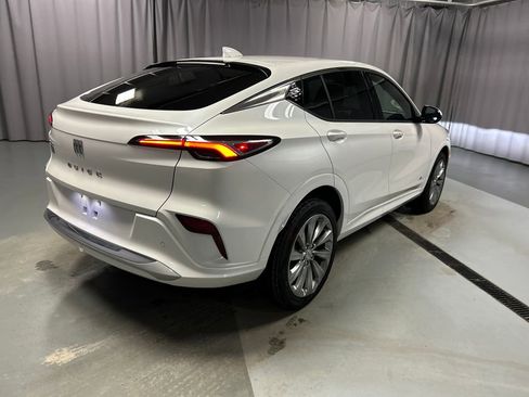 New 2026 Buick Envista Avenir FWD image 7