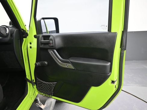 Used 2013 Jeep Wrangler Sport image 31