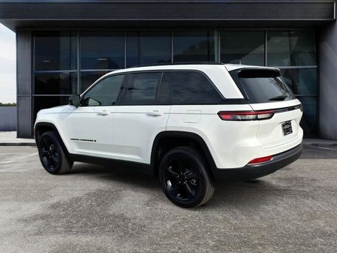 New 2026 Jeep Grand Cherokee Limited w/ Limited Altitude Package image 4