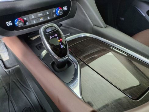 Used 2018 Buick Enclave Avenir w/ Avenir Technology Package image 27