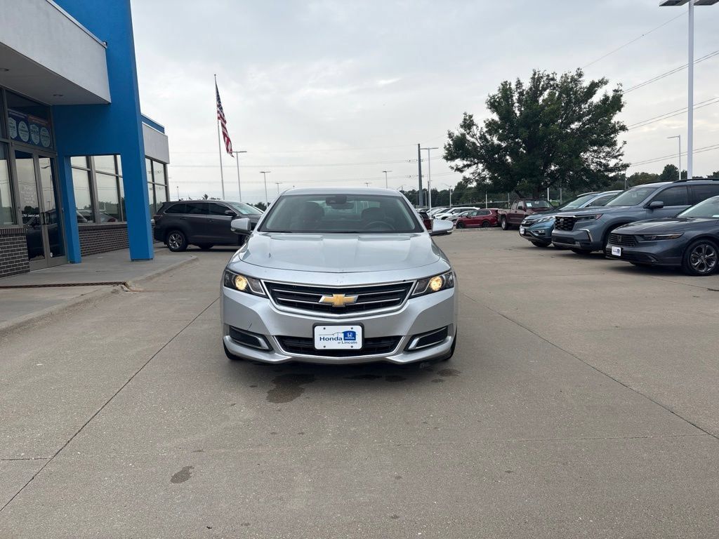 Used 2017 Chevrolet Impala LT w/ Leather Package FWD image 2