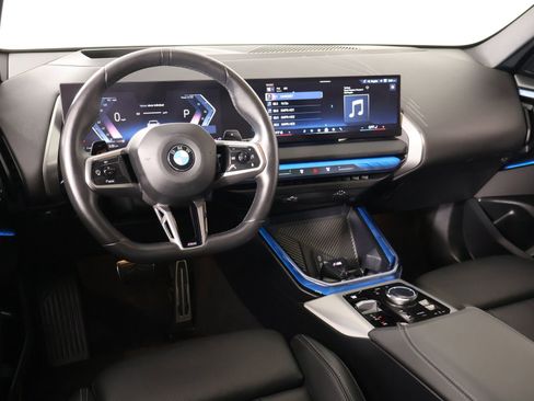Used 2025 BMW X3 xDrive30i w/ Premium Package AWD/4WD image 2
