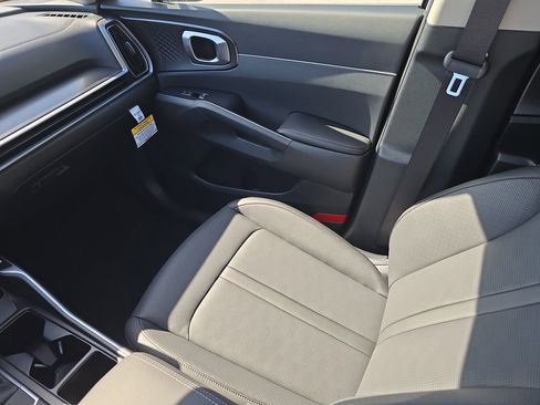 New 2026 Kia Sorento S FWD image 15