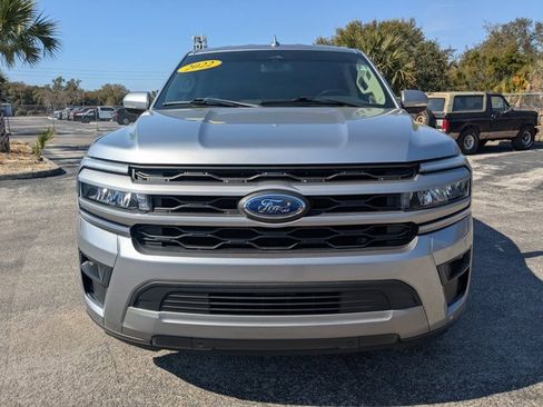 Certified 2022 Ford Expedition XLT image 10