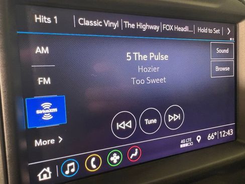 Used 2019 Chevrolet Silverado 1500 LTZ image 35