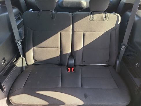 Used 2022 Ford Explorer XLT image 14