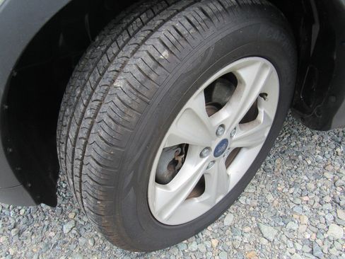 Used 2014 Ford Escape SE image 10