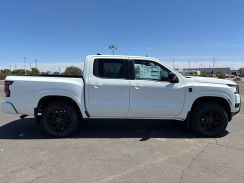 New 2026 Nissan Frontier SV w/ All-Weather Content Package AWD/4WD image 7