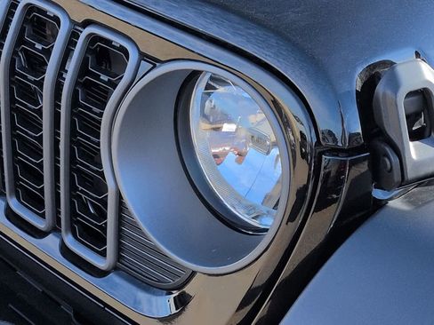 New 2026 Jeep Wrangler Unlimited Sport AWD/4WD image 11