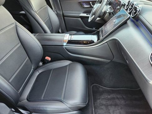 Used 2024 Mercedes-Benz GLC 300 4MATIC image 20