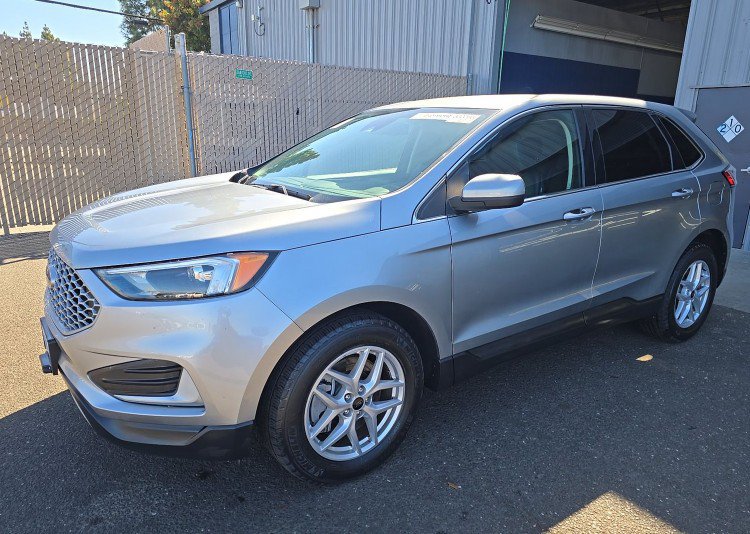 Used 2024 Ford Edge SEL w/ Cargo Accessory Package AWD/4WD image 1
