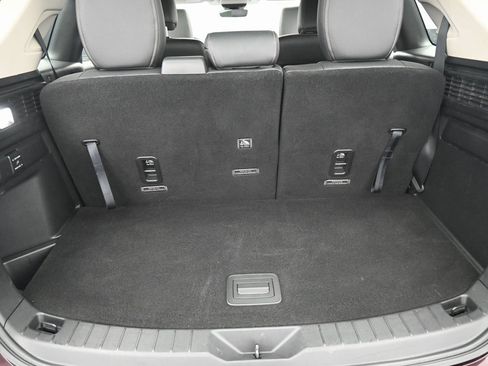 Used 2024 MAZDA CX-90 Plug-In Hybrid w/ Premium Pkg image 33