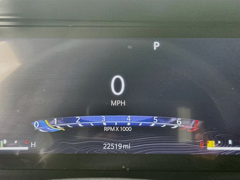 Used 2023 Jeep Grand Cherokee L Laredo RWD image 12