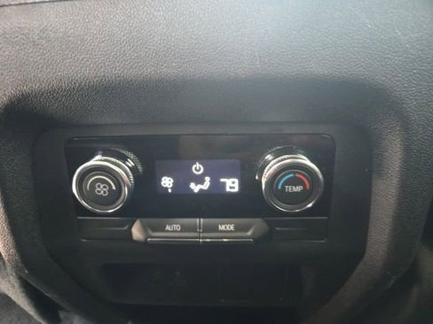 Used 2025 Buick Enclave Sport Touring image 44