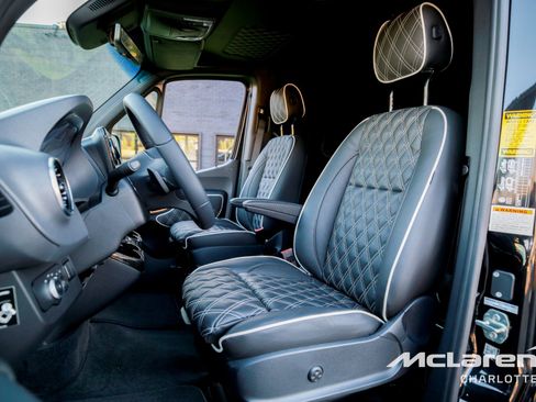 New 2024 Mercedes-Benz Sprinter 3500 image 10