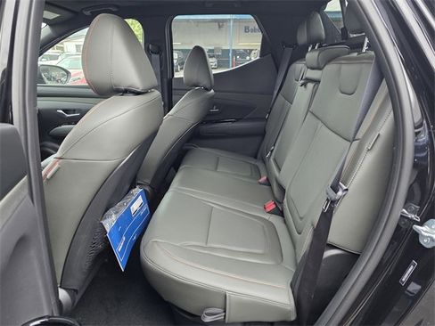 New 2025 Hyundai Santa Cruz Limited image 17