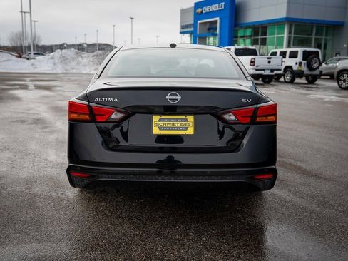 Used 2024 Nissan Altima 2.5 SV image 7