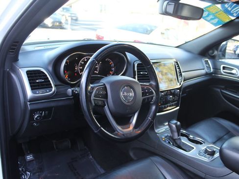 Used 2022 Jeep Grand Cherokee Limited AWD/4WD image 20