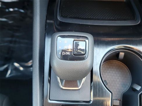 Certified 2024 Nissan Rogue S image 23