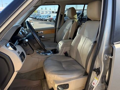 Used 2012 Land Rover LR4 HSE AWD/4WD image 2