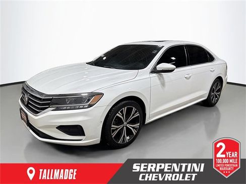 Used 2020 Volkswagen Passat 2.0T SEL image 1