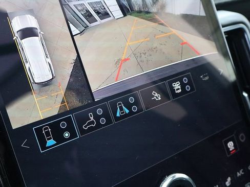 New 2026 GMC Yukon XL AT4 w/ AT4 Premium Plus Package image 33