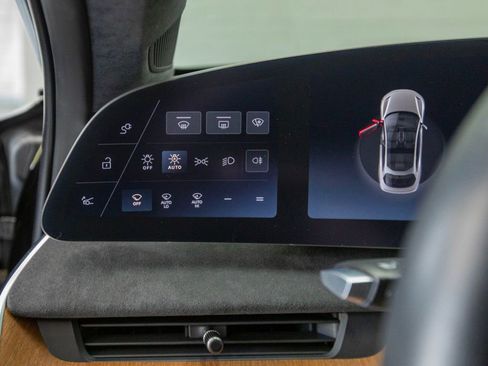 Used 2022 Lucid Air Grand Touring image 22