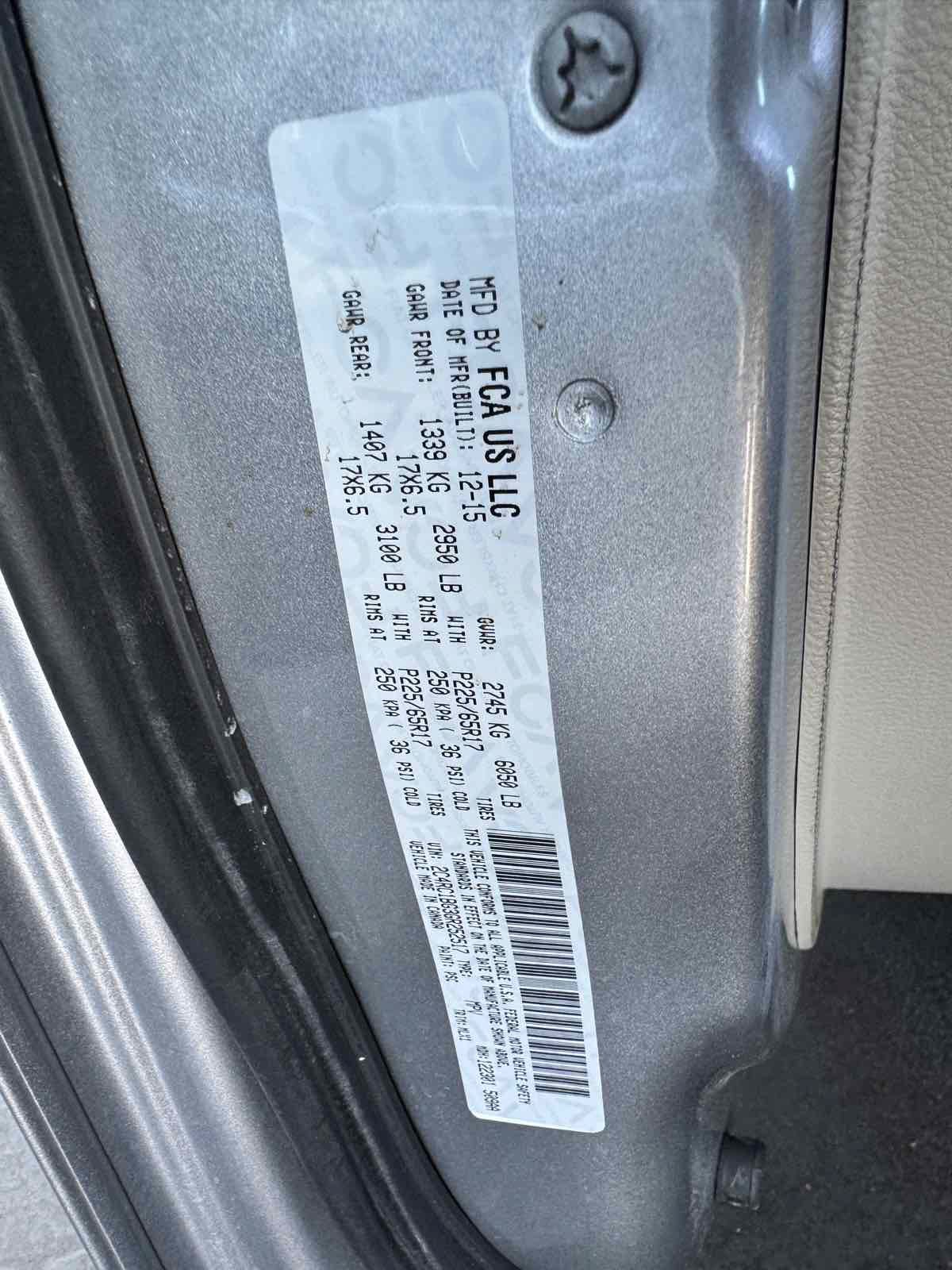 Used 2016 Chrysler Town & Country Touring FWD image 16