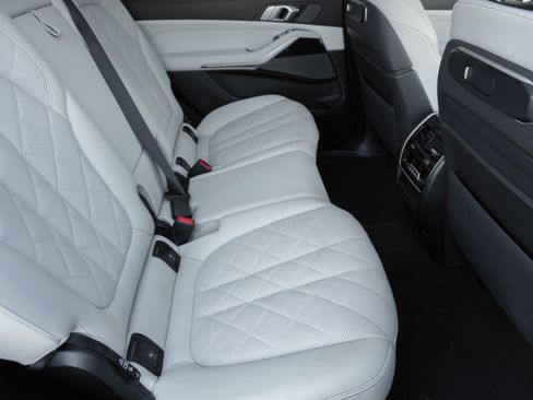 Certified 2025 BMW X7 xDrive40i image 35