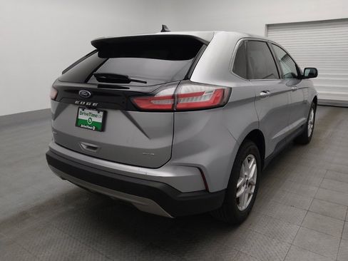 Used 2023 Ford Edge SEL image 9