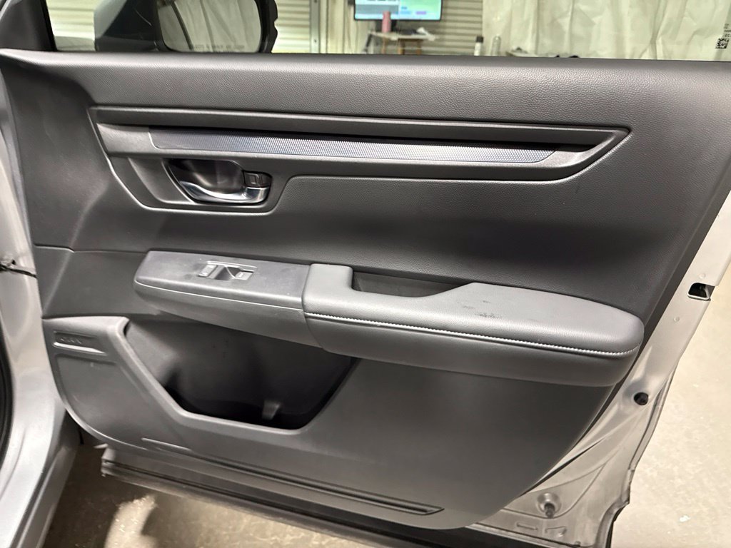 Used 2024 Honda CR-V LX image 10