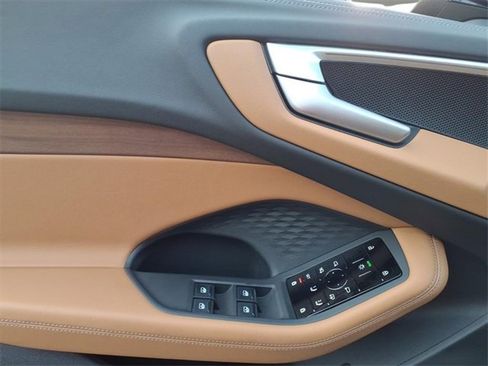 Used 2025 Audi A5 2.0T Premium w/ Convenience Package image 16