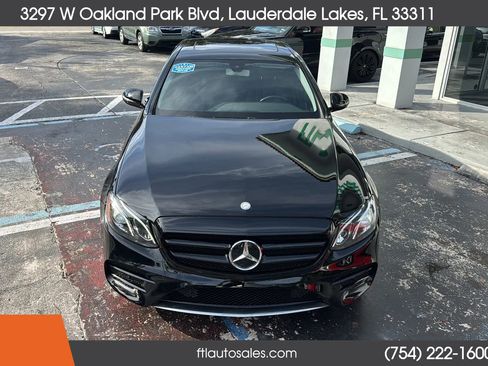 Used 2017 Mercedes-Benz E 300 4MATIC w/ Premium 1 Package image 4
