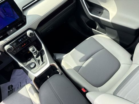 Used 2024 Toyota RAV4 Limited w/ Advanced Technology Package image 30