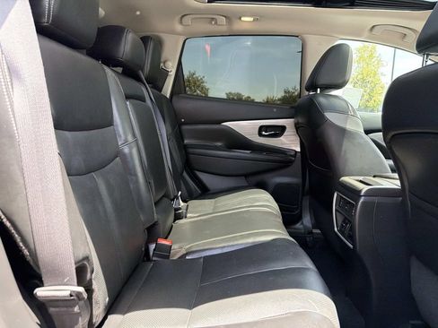 Used 2017 Nissan Murano Platinum w/ Platinum Technology Package FWD image 19