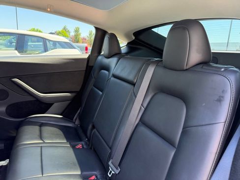 Used 2023 Tesla Model Y Long Range AWD/4WD image 29
