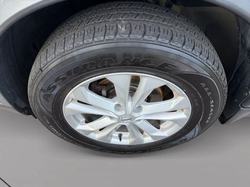 Used 2016 Nissan Rogue SV w/ SV Premium Package AWD/4WD image 9
