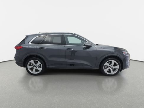 New 2025 Audi Q5 Prestige image 4