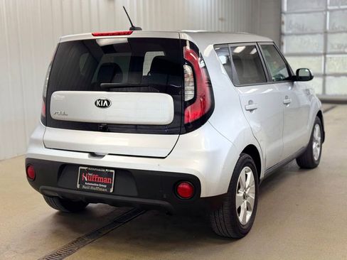Used 2019 Kia Soul w/ Option Group 020 FWD image 5