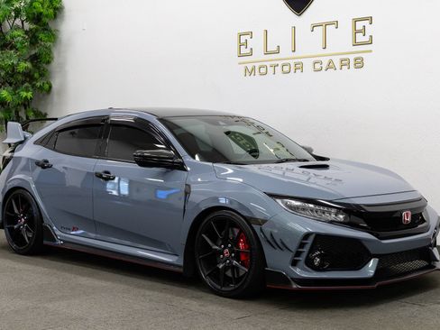 Used 2021 Honda Civic Type R image 9