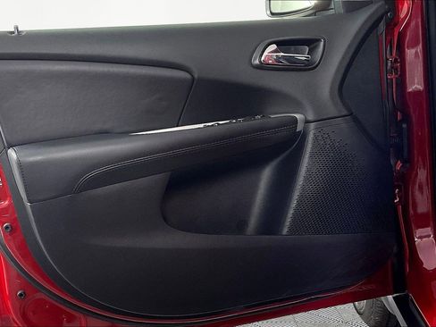 Used 2020 Dodge Journey SE w/ SE Popular Equipment Group FWD image 20