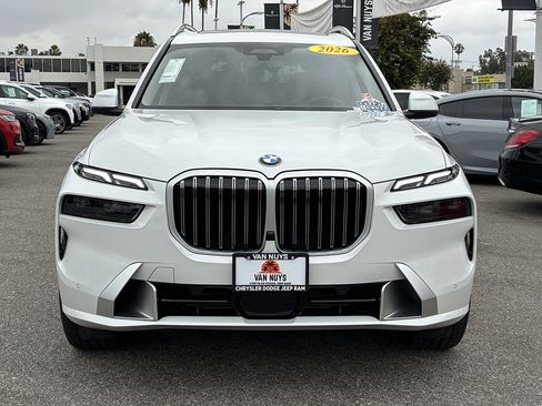 Used 2026 BMW X7 xDrive40i AWD/4WD image 6
