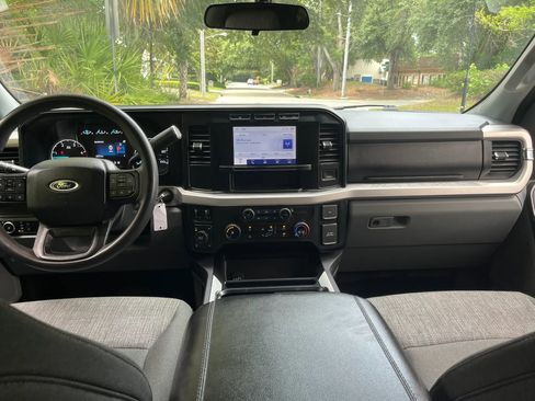 Used 2024 Ford F250 XLT AWD/4WD image 14