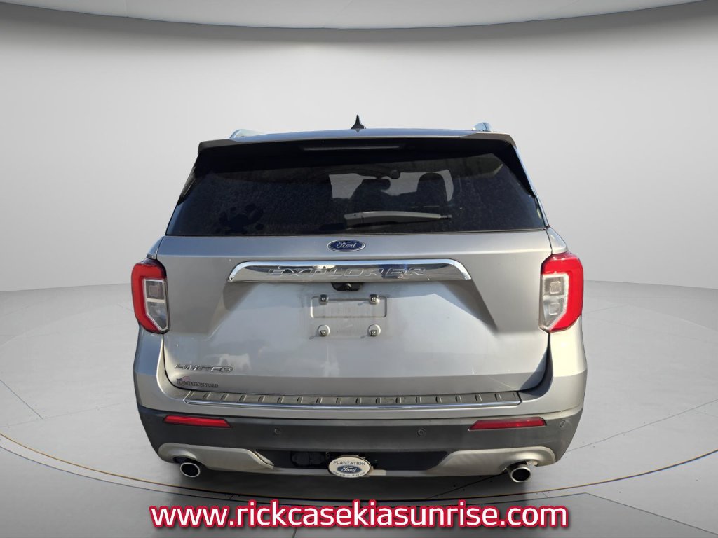 Used 2021 Ford Explorer Limited w/ Equipment Group 301A RWD image 5